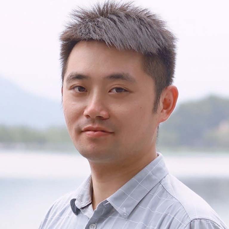 Jipeng Luo